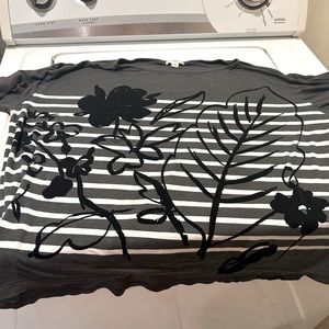 Gap quarter sleeve woman’s shirt